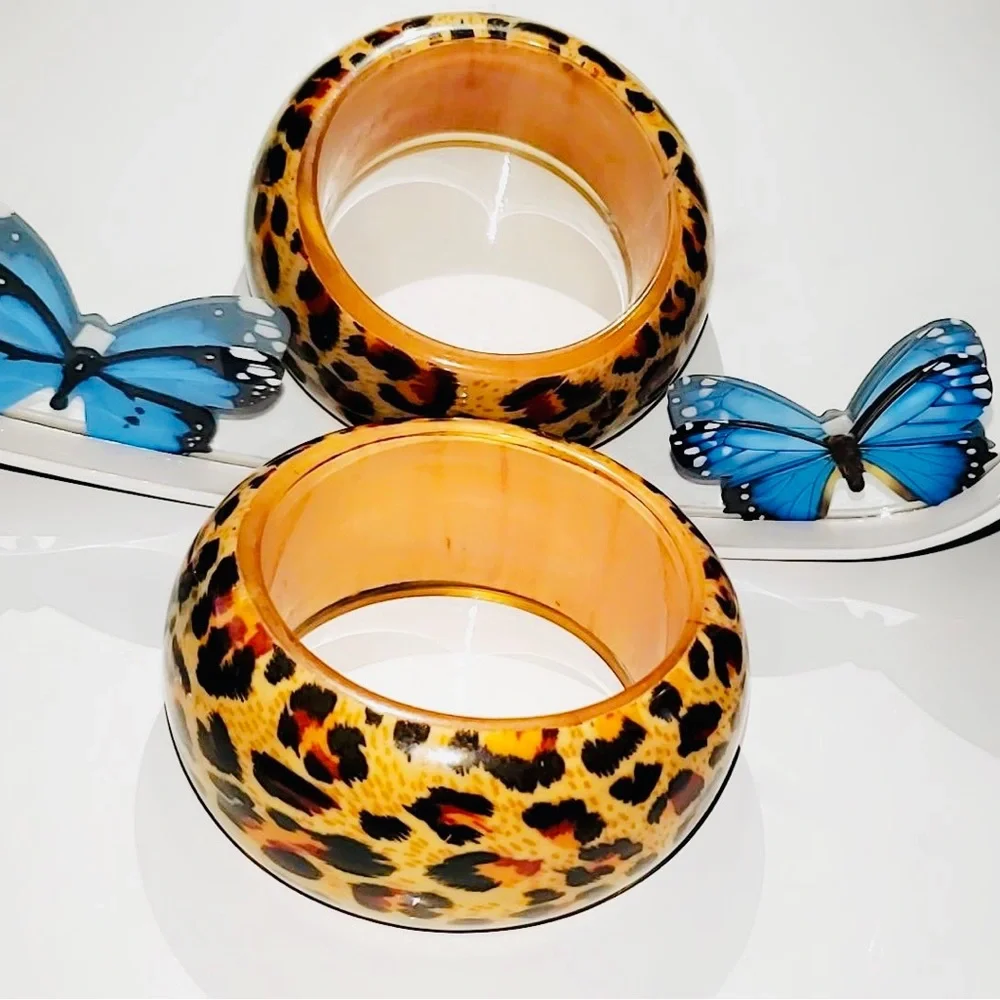 Bundle of 2 Wide Chunky Vintage Animal Print Bangle Bracelets